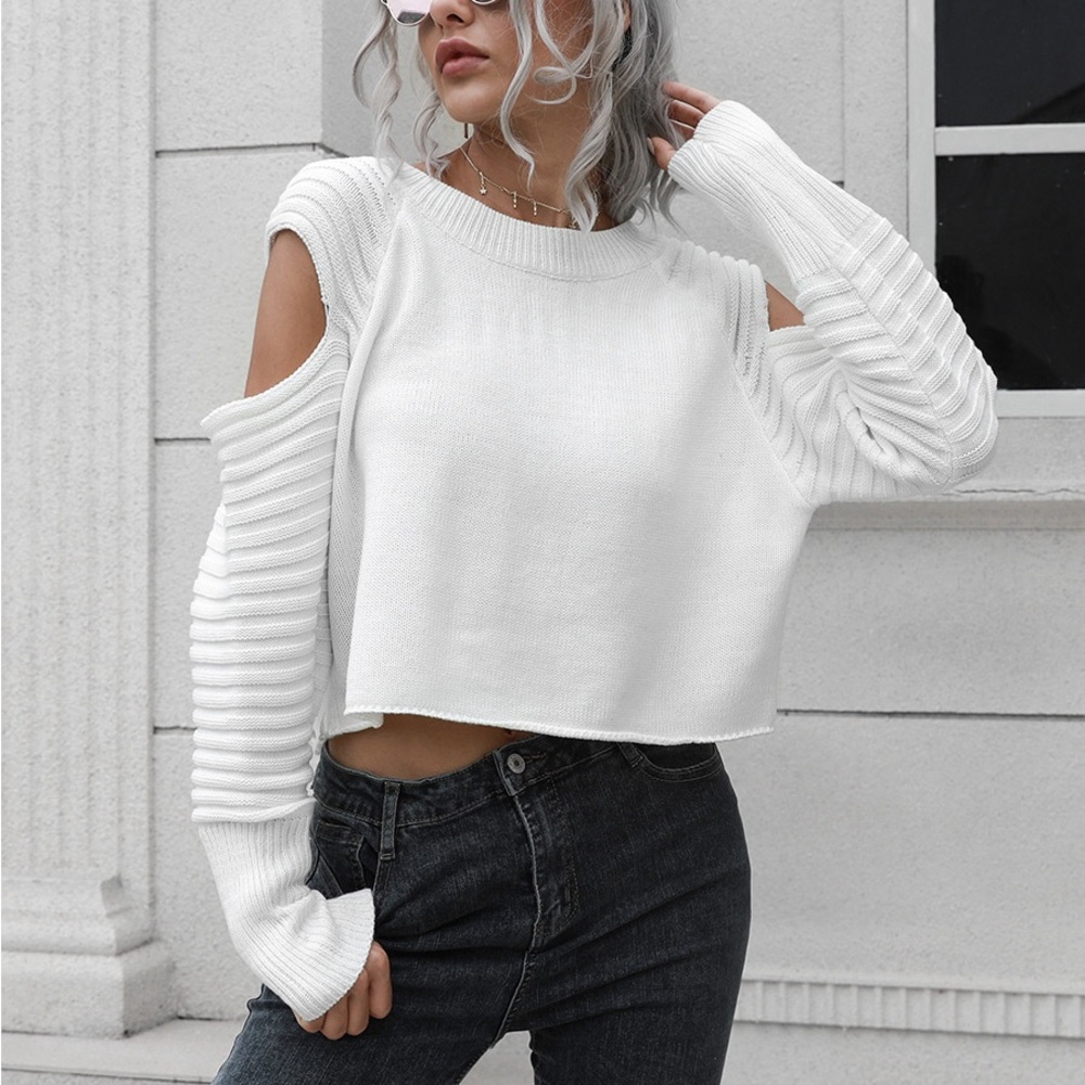 NWT Cold-Shoulder Ribbed Trim Sweater - Picture 4 of 6